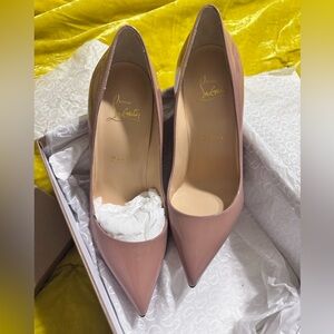 Christian Louboutin Beige Heels